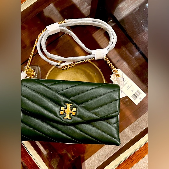 KIRA CHEVRON CHAIN WALLET new with tag - Picture 3 of 5